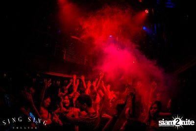 BLING IT กับ Bangkok Invaders ที่ ซิง ซิง เธียเตอร์ — photo 47