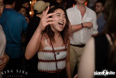 BLING IT กับ Bangkok Invaders ที่ ซิง ซิง เธียเตอร์ — photo 58