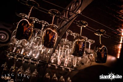 BLING IT กับ Bangkok Invaders ที่ ซิง ซิง เธียเตอร์ — photo 77