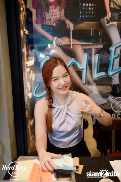 Stamp Live at Hard Rock Cafe Bangkok — photo 17