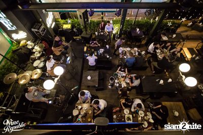 Cocktail at Wine Republic — photo 9