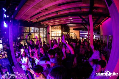 Mellow Thonglor Grown Up กับ Dax Rock Rider  — photo 139