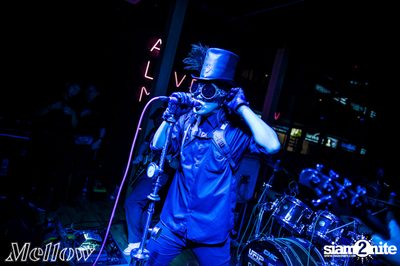 Mellow Thonglor Grown Up กับ Dax Rock Rider  — photo 149