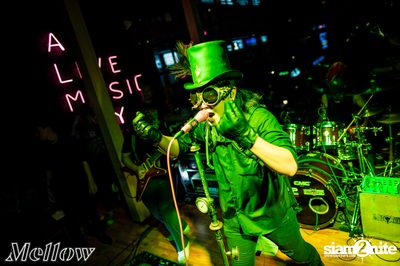 Mellow Thonglor Grown Up กับ Dax Rock Rider  — photo 152