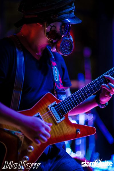 Mellow Thonglor Grown Up กับ Dax Rock Rider  — photo 157
