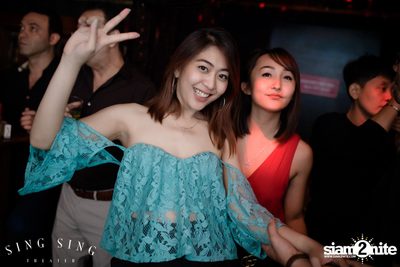 BLING IT กับ Bangkok Invaders ที่ ซิง ซิง เธียเตอร์ — photo 23