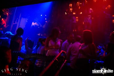 BLING IT กับ Bangkok Invaders ที่ ซิง ซิง เธียเตอร์ — photo 33