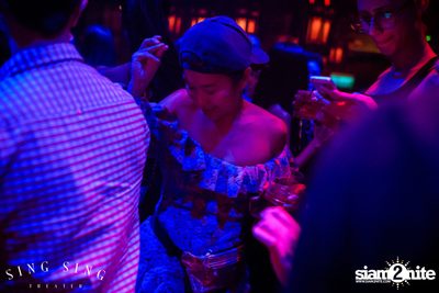 BLING IT กับ Bangkok Invaders ที่ ซิง ซิง เธียเตอร์ — photo 38