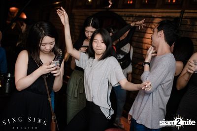 BLING IT กับ Bangkok Invaders ที่ ซิง ซิง เธียเตอร์ — photo 45