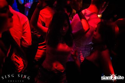 BLING IT กับ Bangkok Invaders ที่ ซิง ซิง เธียเตอร์ — photo 50