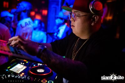 BLING IT กับ Bangkok Invaders ที่ ซิง ซิง เธียเตอร์ — photo 52