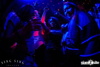 BLING IT กับ Bangkok Invaders ที่ ซิง ซิง เธียเตอร์ — photo 61