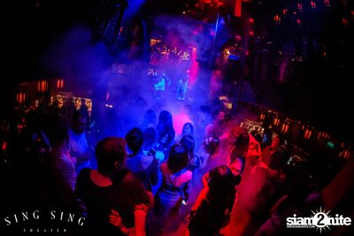 BLING IT กับ Bangkok Invaders ที่ ซิง ซิง เธียเตอร์ — photo 65