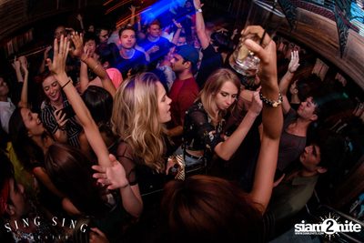 BLING IT กับ Bangkok Invaders ที่ ซิง ซิง เธียเตอร์ — photo 97