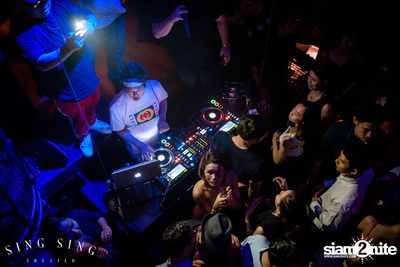 BLING IT กับ Bangkok Invaders ที่ ซิง ซิง เธียเตอร์ — photo 105