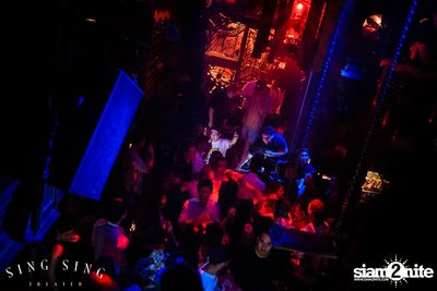 BLING IT กับ Bangkok Invaders ที่ ซิง ซิง เธียเตอร์ — photo 108