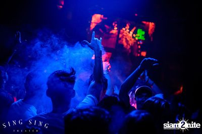 BLING IT กับ Bangkok Invaders ที่ ซิง ซิง เธียเตอร์ — photo 109