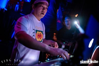 BLING IT กับ Bangkok Invaders ที่ ซิง ซิง เธียเตอร์ — photo 114
