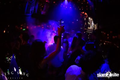 BLING IT กับ Bangkok Invaders ที่ ซิง ซิง เธียเตอร์ — photo 121