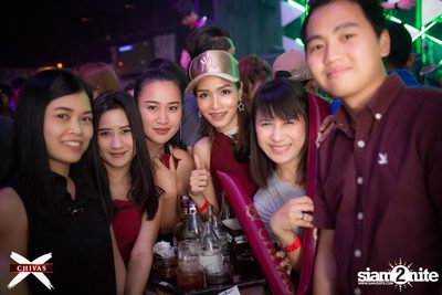 Potato ที่ ดิฟเฟอร์ ผับ พัทยา — photo 41
