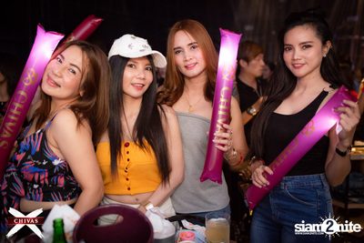 Potato ที่ ดิฟเฟอร์ ผับ พัทยา — photo 47