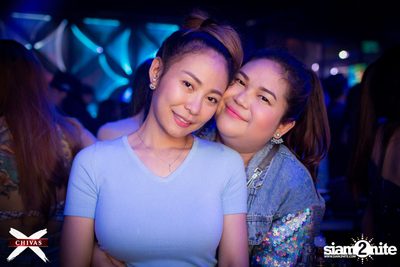 Potato ที่ ดิฟเฟอร์ ผับ พัทยา — photo 71