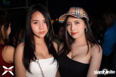 Potato ที่ ดิฟเฟอร์ ผับ พัทยา — photo 77