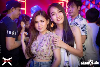 Potato ที่ ดิฟเฟอร์ ผับ พัทยา — photo 152