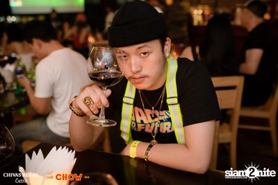 Bangkok Invaders at CHOW Bar & Cafe — photo 27