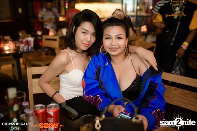 Bangkok Invaders at CHOW Bar & Cafe — photo 33