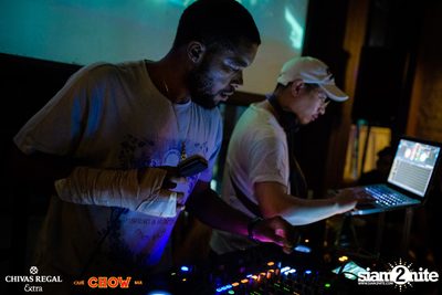 Bangkok Invaders at CHOW Bar & Cafe — photo 68