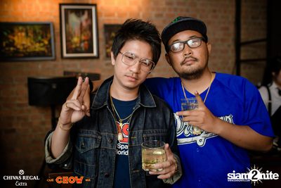 Bangkok Invaders at CHOW Bar & Cafe — photo 70
