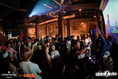 Bangkok Invaders at CHOW Bar & Cafe — photo 71