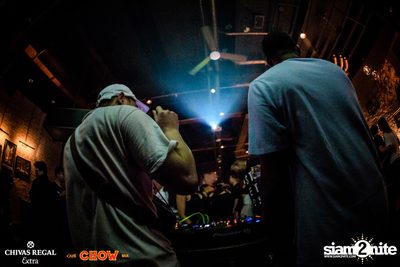 Bangkok Invaders at CHOW Bar & Cafe — photo 76