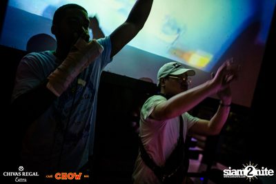 Bangkok Invaders at CHOW Bar & Cafe — photo 79