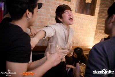 Bangkok Invaders at CHOW Bar & Cafe — photo 114