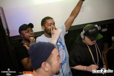 Bangkok Invaders at CHOW Bar & Cafe — photo 121