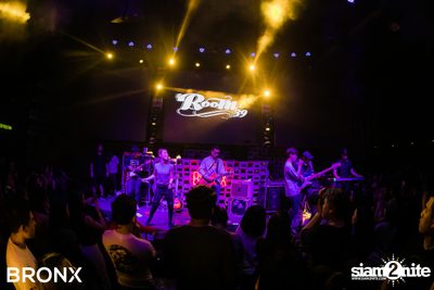 Room 39 ที่ บรองซ์ — photo 65