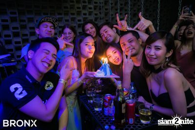 Room 39 ที่ บรองซ์ — photo 107