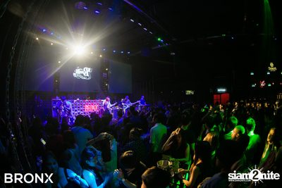 Room 39 ที่ บรองซ์ — photo 125