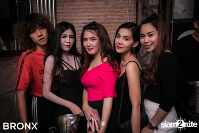 Room 39 ที่ บรองซ์ — photo 150