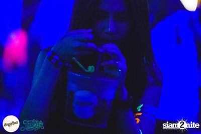 SangSom presents Fullmoon Party Live in Bangkok (Album 1) — photo 130