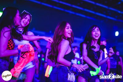 SangSom presents Fullmoon Party Live in Bangkok (Album 1) — photo 137