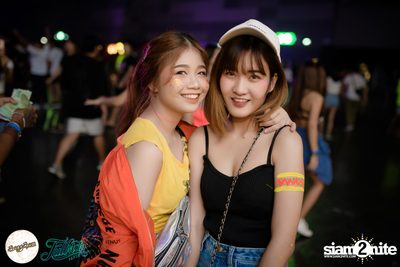 SangSom presents Fullmoon Party Live in Bangkok (Album 1) — photo 172