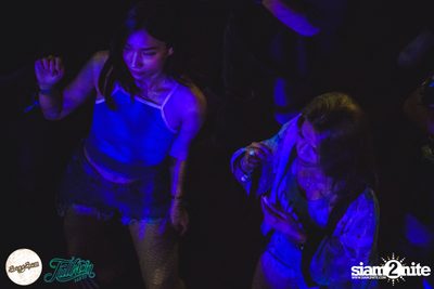 SangSom presents Fullmoon Party Live in Bangkok (Album 1) — photo 391