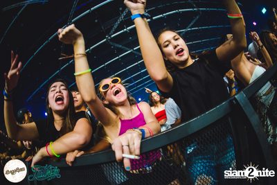 SangSom presents Fullmoon Party Live in Bangkok (Album 1) — photo 399