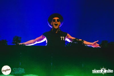 SangSom presents Fullmoon Party Live in Bangkok (Album 1) — photo 430