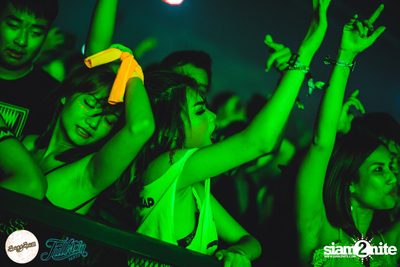 SangSom presents Fullmoon Party Live in Bangkok (Album 1) — photo 466