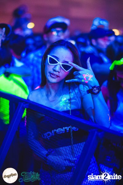 SangSom presents Fullmoon Party Live in Bangkok (Album 1) — photo 475
