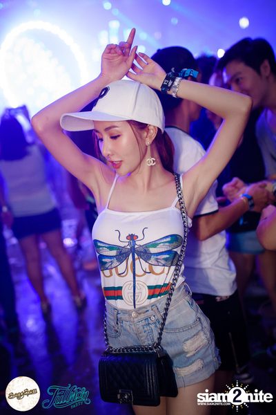 SangSom presents Fullmoon Party Live in Bangkok (Album 1) — photo 540